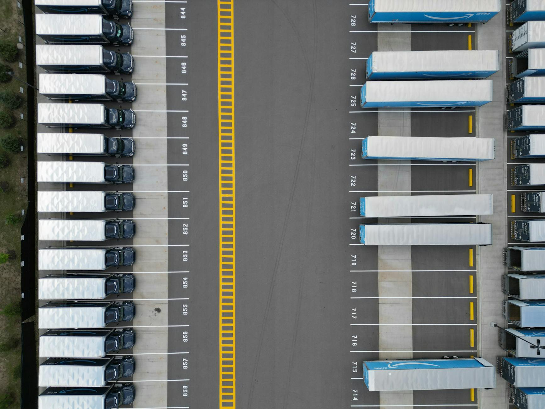 Azure Load Balancer vs Application Gateway: Which to Use?