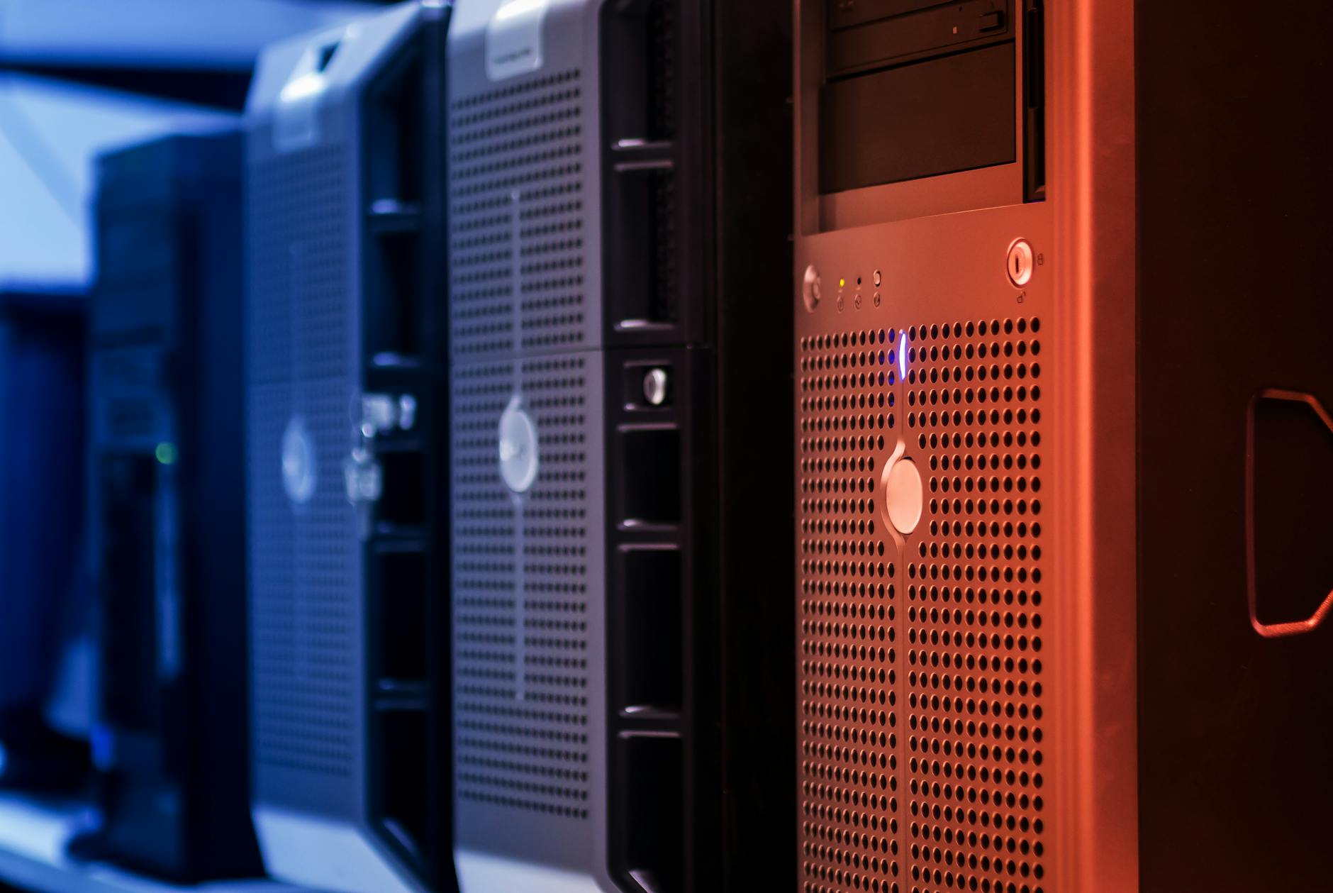 Windows Admin Center vs RSAT: Which Management Tool Should You Use?